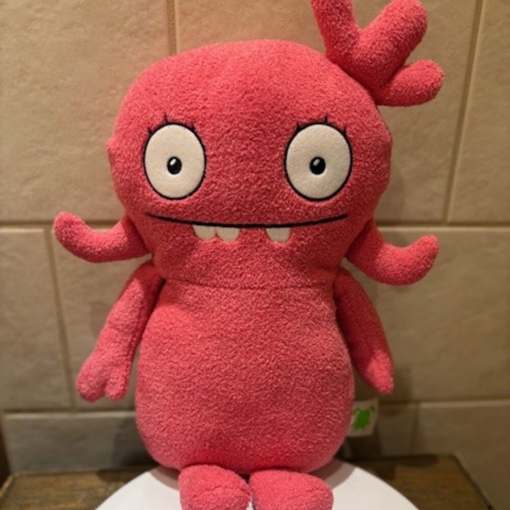 Ugly Dolls MOXY Plush Pink 14” Stuffed Plush Toy 2019 Hasbro
